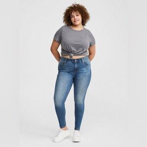 Torrid Bombshell Premium Stretch Skinny Jeans Size 16